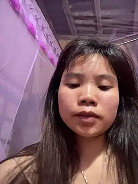 Snapshot of Ngoc-bbi chatting on May 18, 2026, 5:19 pm Ngoc-bbi online show from May 18, 2026, 5:19 pm