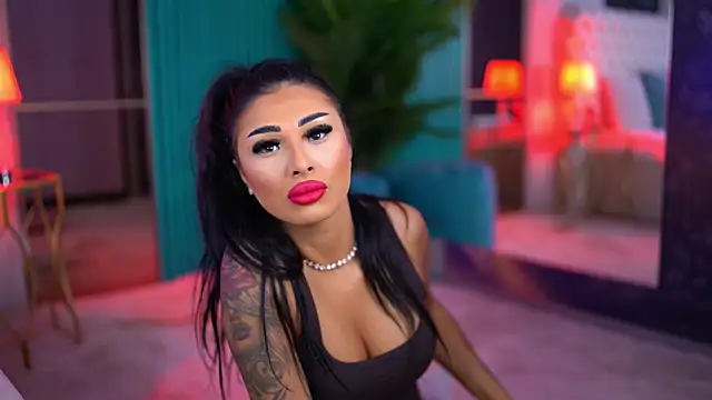 ArabellaPosh online show from October 17, 2025, 5:10 am