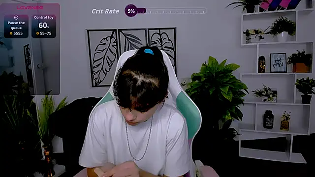 Cocoa Sins online show from October 1, 2025, 5:57 am