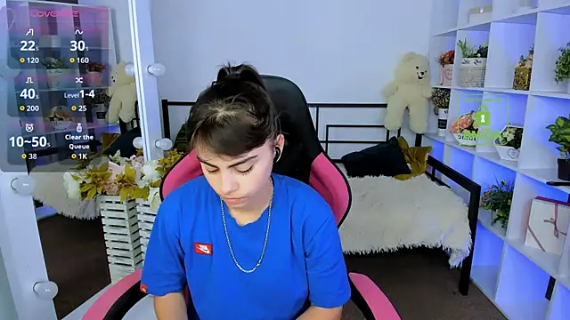 Cocoa Sins online show from October 23, 2025, 5:51 am