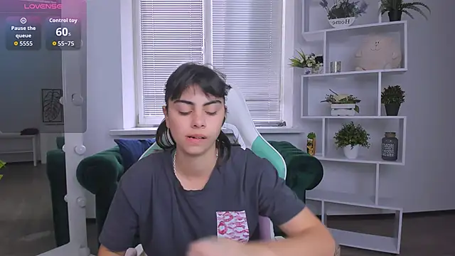 Cocoa Sins online show from October 29, 2025, 6:59 am