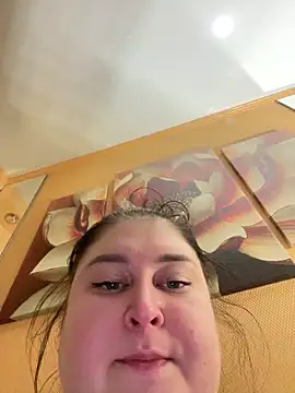 DazzzlingDame online show from March 15, 2026, 9:10 pm