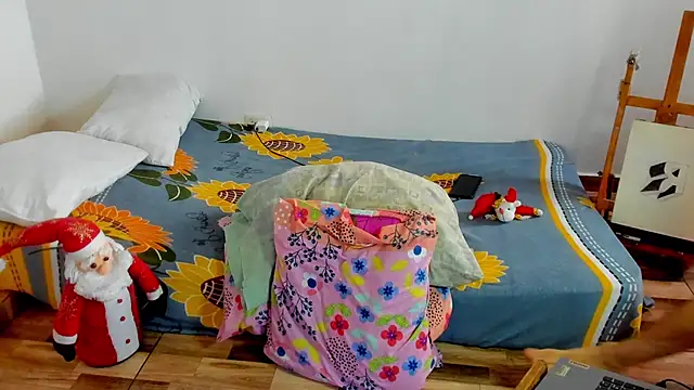 AliottTwink online show from December 15, 2025, 10:03 pm