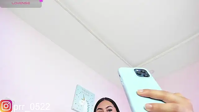 paula cosio online show from October 29, 2025, 1:02 pm