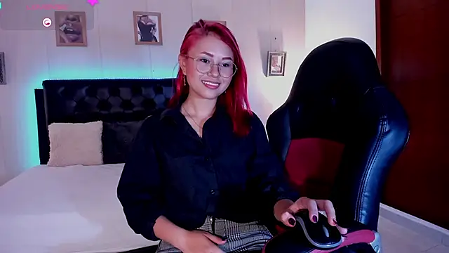 MAYASMITH   online show from July 19, 2026, 5:44 am