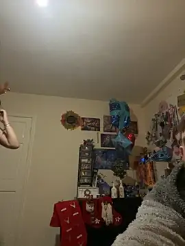 Snapshot of kittykatbean chatting on November 16, 2025, 5:18 pm kittykatbean online show from November 16, 2025, 5:18 pm