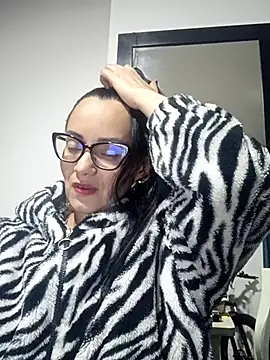 sarita star online show from October 8, 2025, 1:25 am