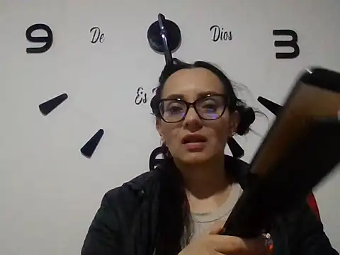 sarita star online show from November 28, 2025, 10:23 pm