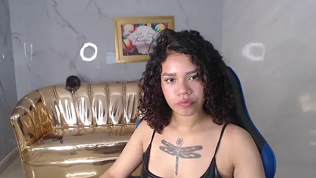 Canela s1 online show from September 25, 2025, 8:12 pm