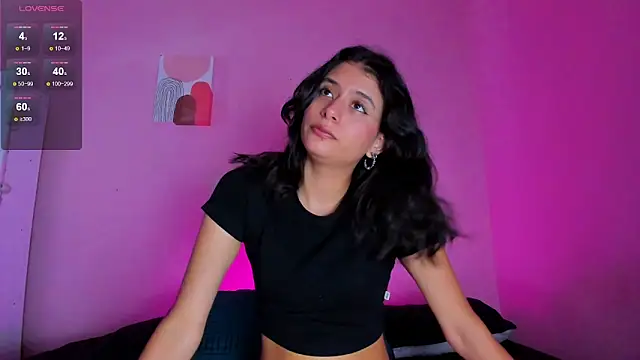 Georgina Ferri  online show from December 16, 2025, 5:18 pm