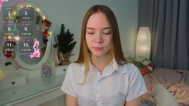 CarollSmithh online show from January 9, 2026, 9:05 pm