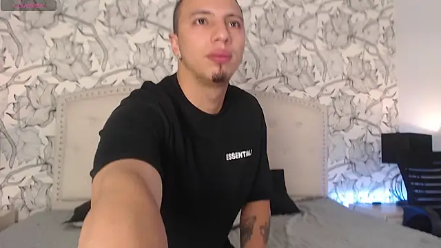 Luna Noire1 online show from April 21, 2026, 4:19 am