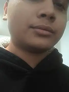 kiu036 online show from February 5, 2026, 1:16 pm