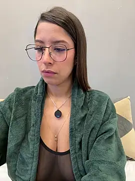 luvely online show from April 18, 2026, 8:20 pm