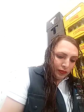 VERONICA  03 online show from October 22, 2025, 2:28 pm