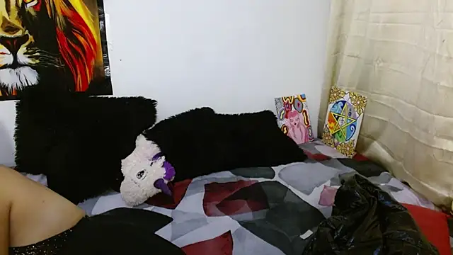 Divinejewel444 online show from December 18, 2025, 8:20 am