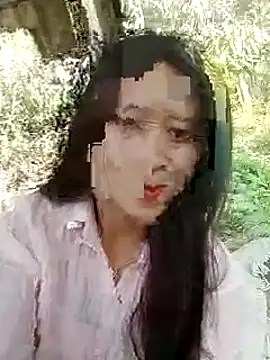 lusy-bae online show from October 13, 2025, 2:44 am