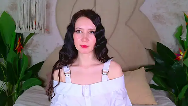 GraceMartinos online show from October 3, 2025, 8:39 pm