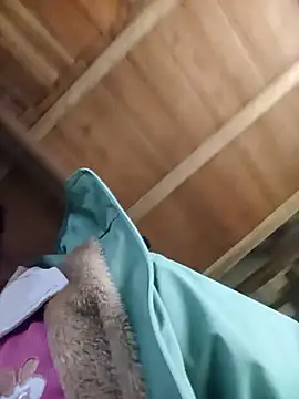 Ngocmi909 online show from March 5, 2026, 12:28 am