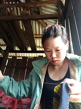 Ngocmi909 online show from April 19, 2026, 2:55 am