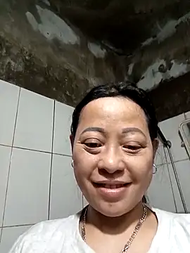 Snapshot of Sa2mh20 chatting on February 18, 2026, 1:07 pm Sa2mh20 online show from February 18, 2026, 1:07 pm