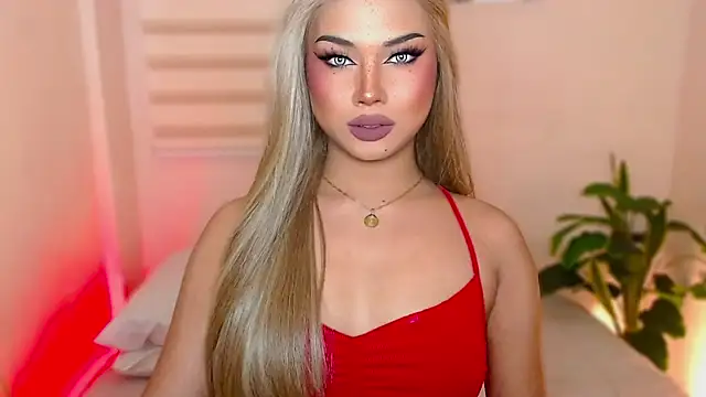 Snapshot of MissRumi_Hunter chatting on October 20, 2025, 12:44 am MissRumi Hunter online show from October 20, 2025, 12:44 am