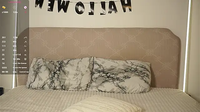 SunAndLuna  online show from October 16, 2025, 5:36 pm