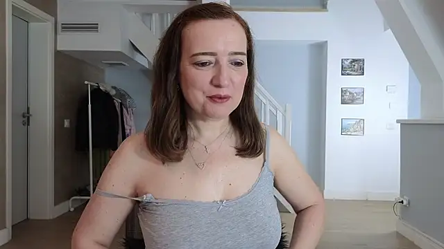 Blue Angel Sweet online show from March 28, 2026, 4:45 am