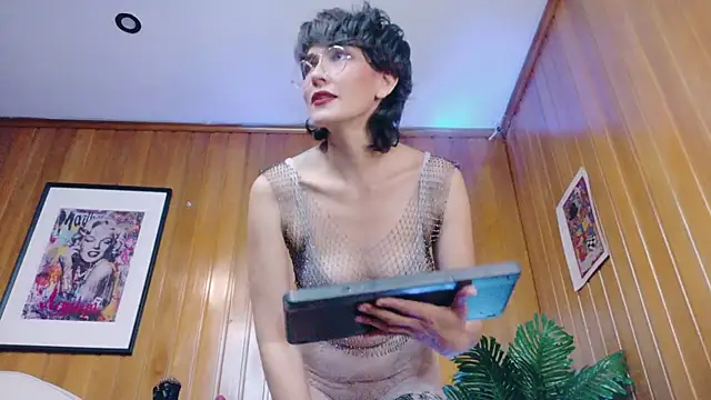 Zafiro Gem  online show from November 21, 2025, 9:46 pm