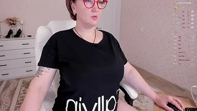 Sanata James online show from October 23, 2025, 4:34 am