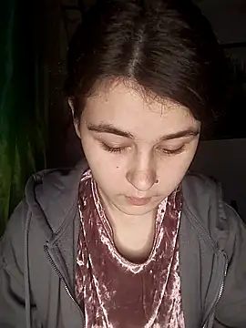 ToryTayler online show from December 3, 2025, 11:58 pm