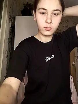 ToryTayler online show from January 14, 2026, 12:05 am