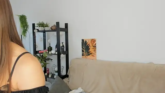 BlurryWish online show from October 5, 2025, 1:09 pm