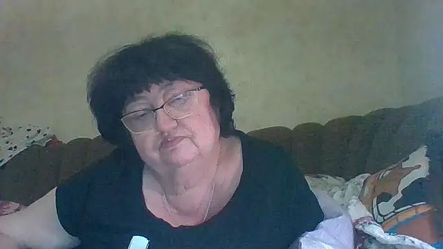 MilaSky5303 online show from November 22, 2025, 8:19 pm