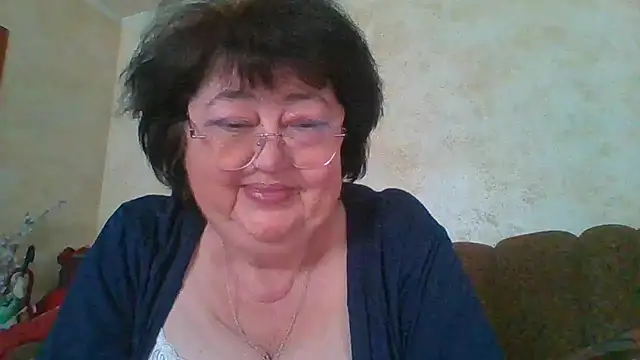 MilaSky5303 online show from April 19, 2026, 12:26 pm