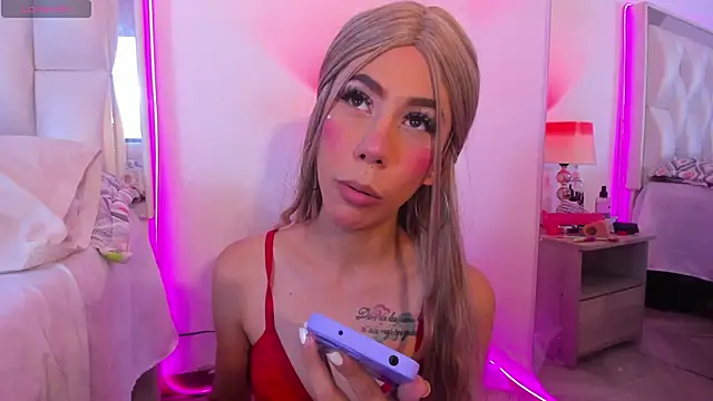 Darlyn tenderhot   online show from March 27, 2026, 9:36 pm