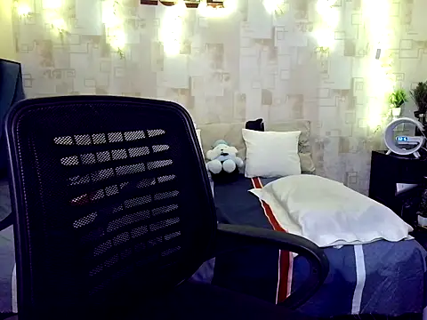 fairy princess online show from September 22, 2025, 8:44 pm