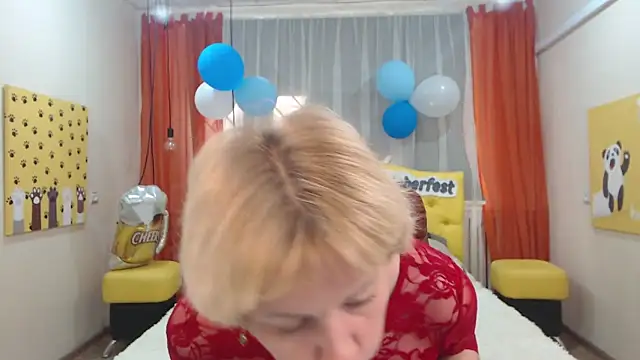 LadyElina online show from September 19, 2025, 11:55 am
