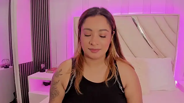 bellalumi online show from September 13, 2025, 11:32 am