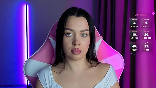 AmeliaSonk231 online show from October 21, 2025, 6:52 pm