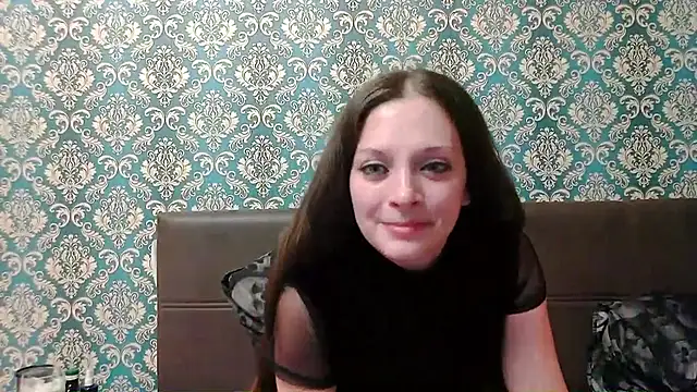 Rapunzel hairlover online show from October 13, 2025, 7:36 pm