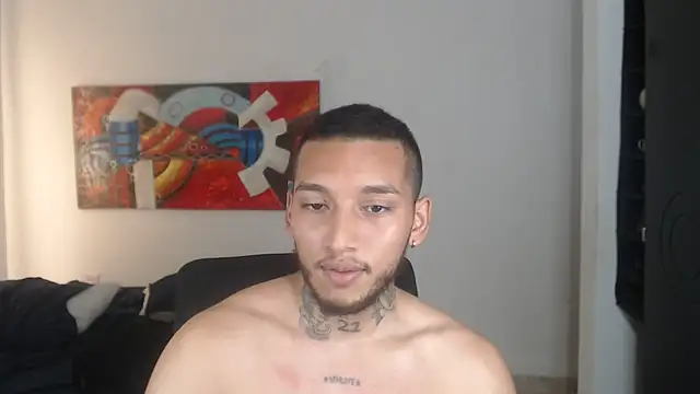 ArianaWil online show from November 5, 2025, 2:39 pm