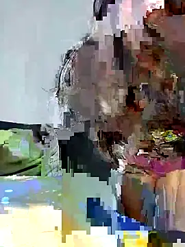 Snapshot of Banouti_23 chatting on September 27, 2025, 1:38 pm Banouti 23 online show from September 27, 2025, 1:38 pm