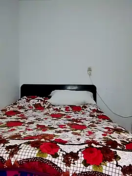 Snapshot of Banouti_23 chatting on October 11, 2025, 12:15 pm Banouti 23 online show from October 11, 2025, 12:15 pm