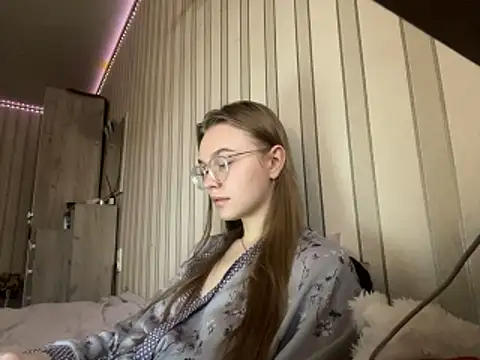 bellameow88 online show from November 7, 2025, 3:28 am