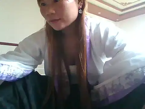 Snapshot of Mainay0033 chatting on October 2, 2025, 4:41 am Mainay0033 online show from October 2, 2025, 4:41 am