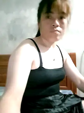 Snapshot of Maymay0033 chatting on September 9, 2025, 10:59 am Maymay0033 online show from September 9, 2025, 10:59 am