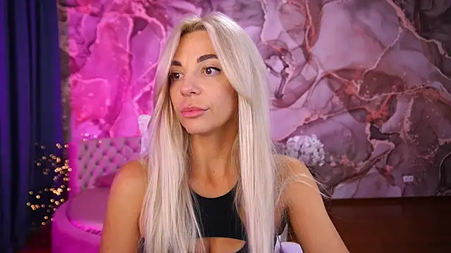 BellaRayyy online show from October 20, 2025, 2:23 am