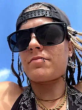 ittybittymeryssa online show from April 6, 2026, 2:07 pm