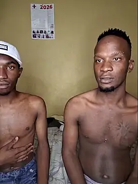 Snapshot of RAWFREAKYVERSE chatting on March 6, 2026, 6:26 pm RAWFREAKYVERSE online show from March 6, 2026, 6:26 pm